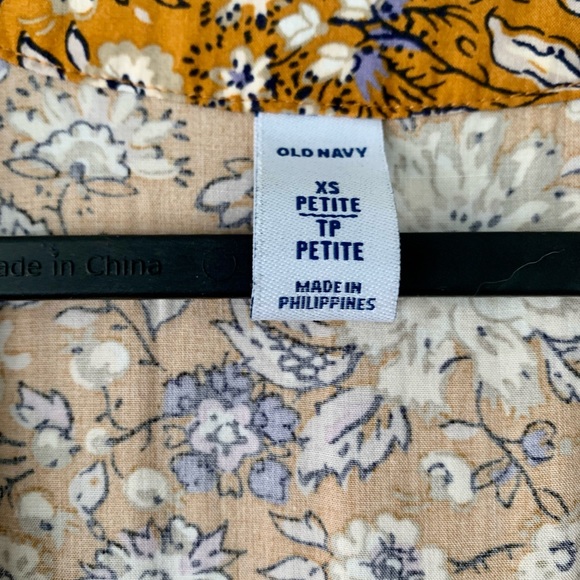 🚫SOLD🚫 wrap dress - Picture 3 of 3